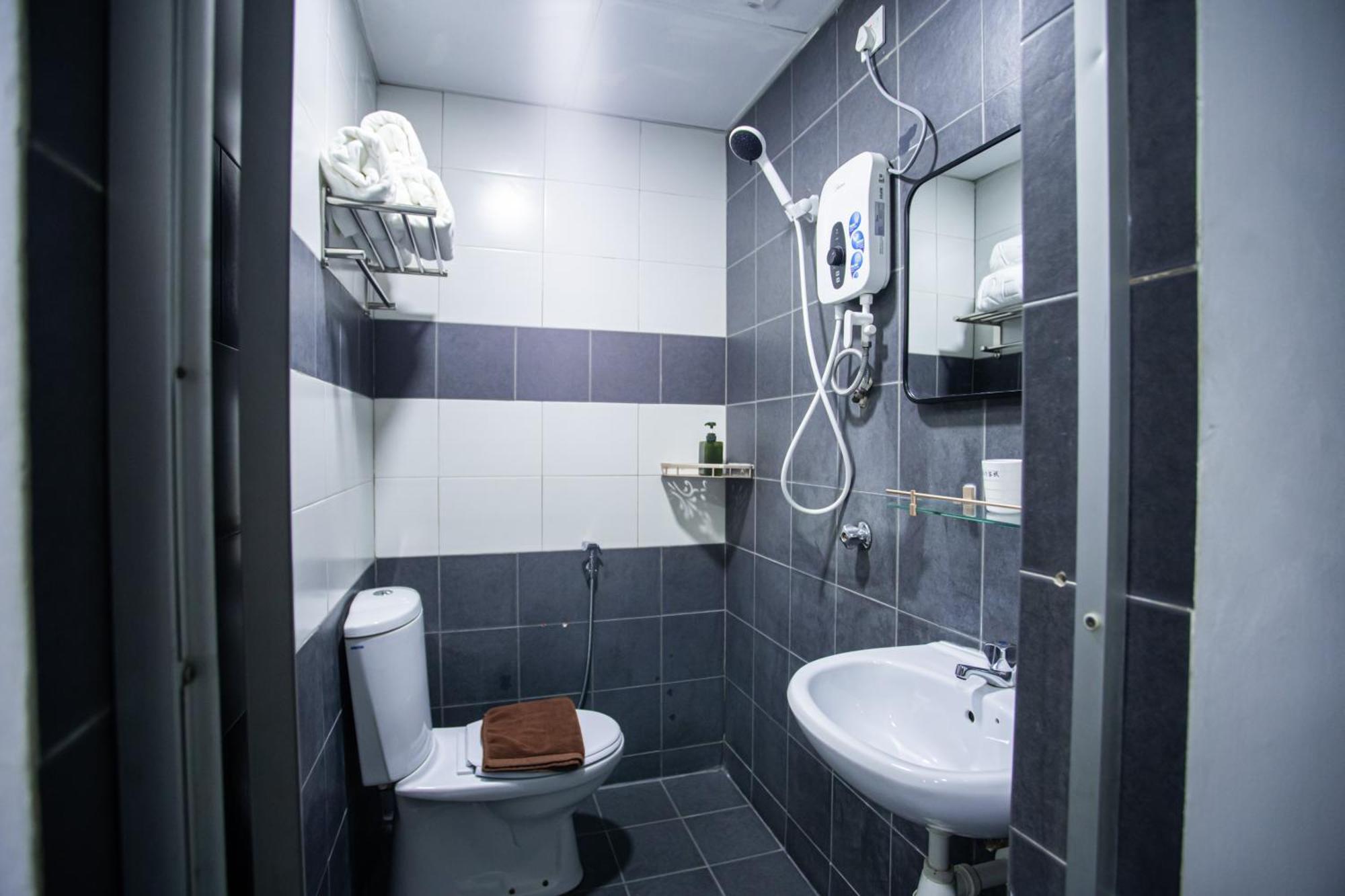 Rex City Hotel Τζόχορ Μπάχρου Εξωτερικό φωτογραφία